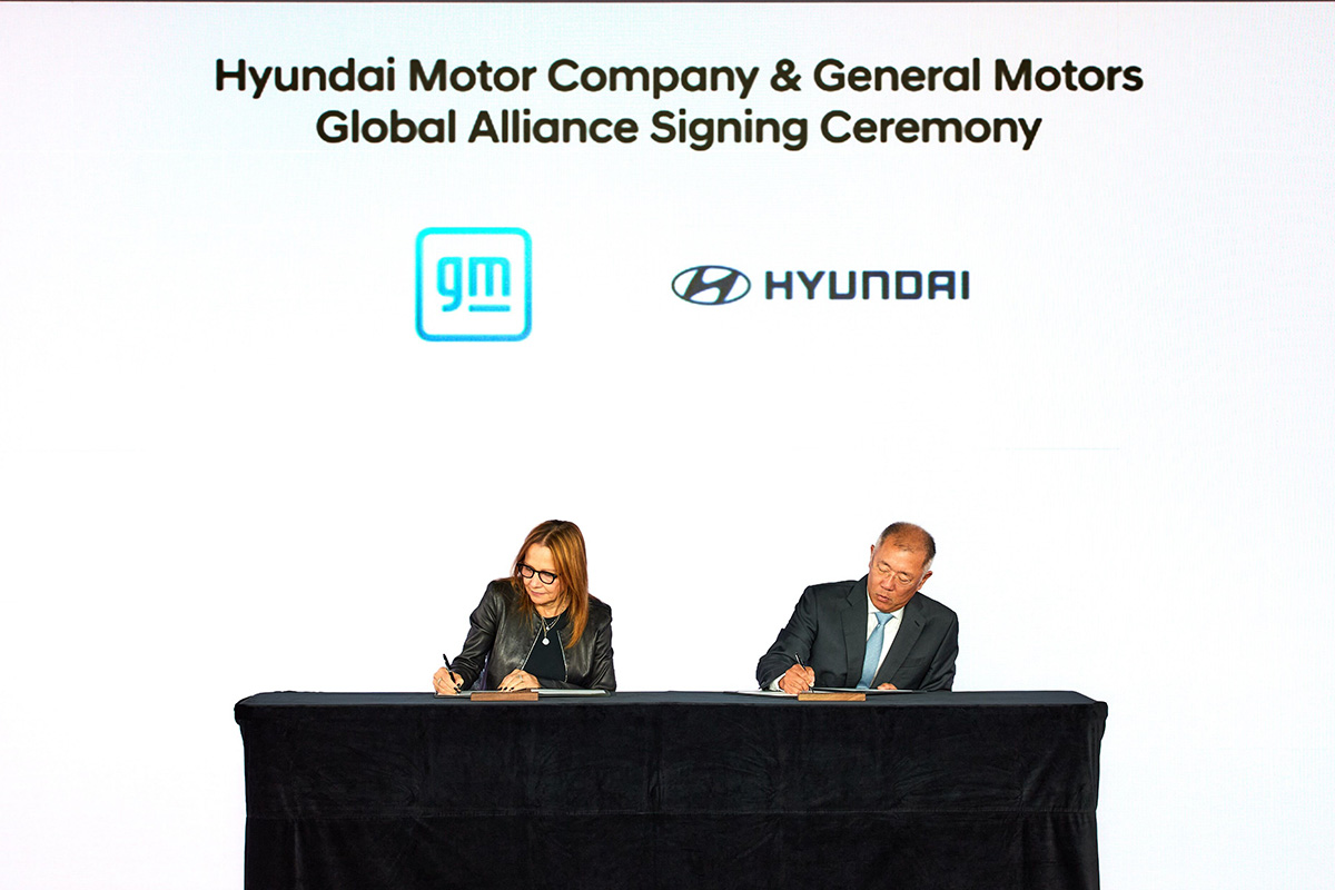 Hyundai and GM to explore new vehicles, supply chain, clean energy technologies in new MoU