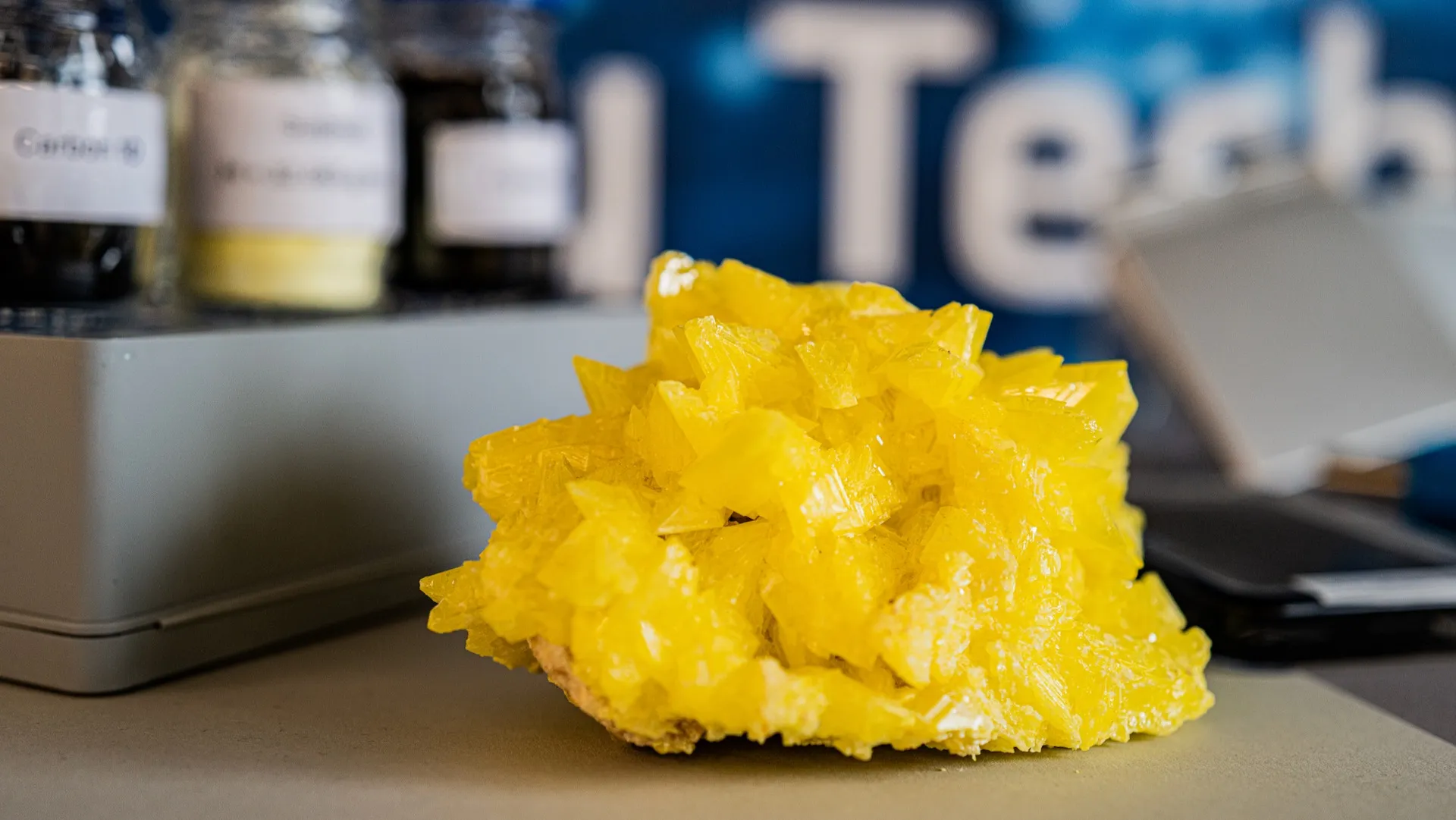 Sulfur-crystal battery could triple EV range without cobalt or nickel