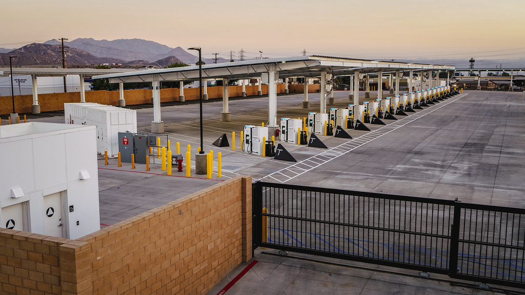 Terawatt and Velocity Vehicle Group Partner to Expand Heavy-Duty EV Charging Network