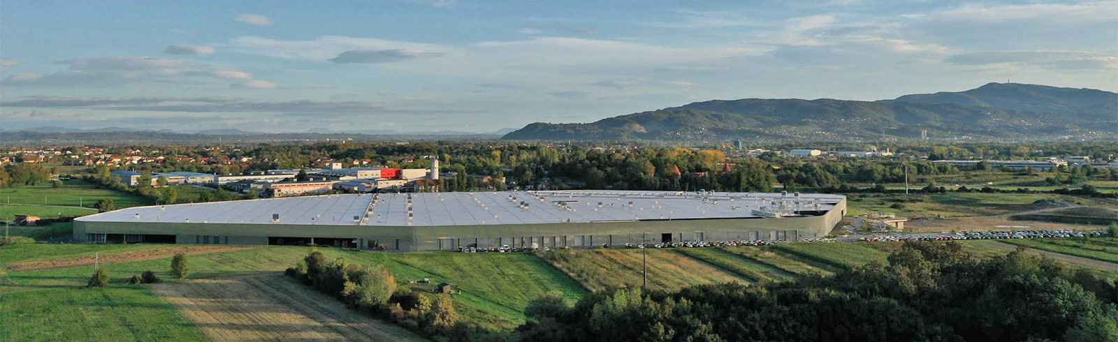 BMW partners with Rimac on next-generation high-voltage battery for the BMW i7 BMW partners with Rimac on next-generation high-voltage battery for the BMW i7