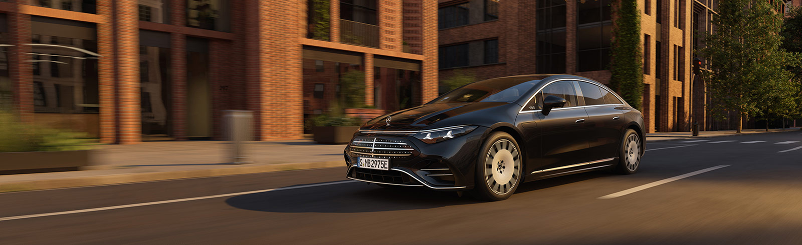 The new Mercedes-Benz EQS debuts with smarter features, faster charging, and 925 km of range