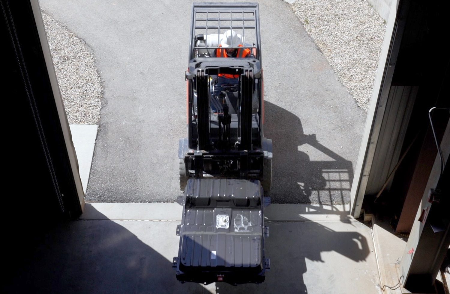 B2U and Waymo partner to give autonomous EV fleet batteries a second life