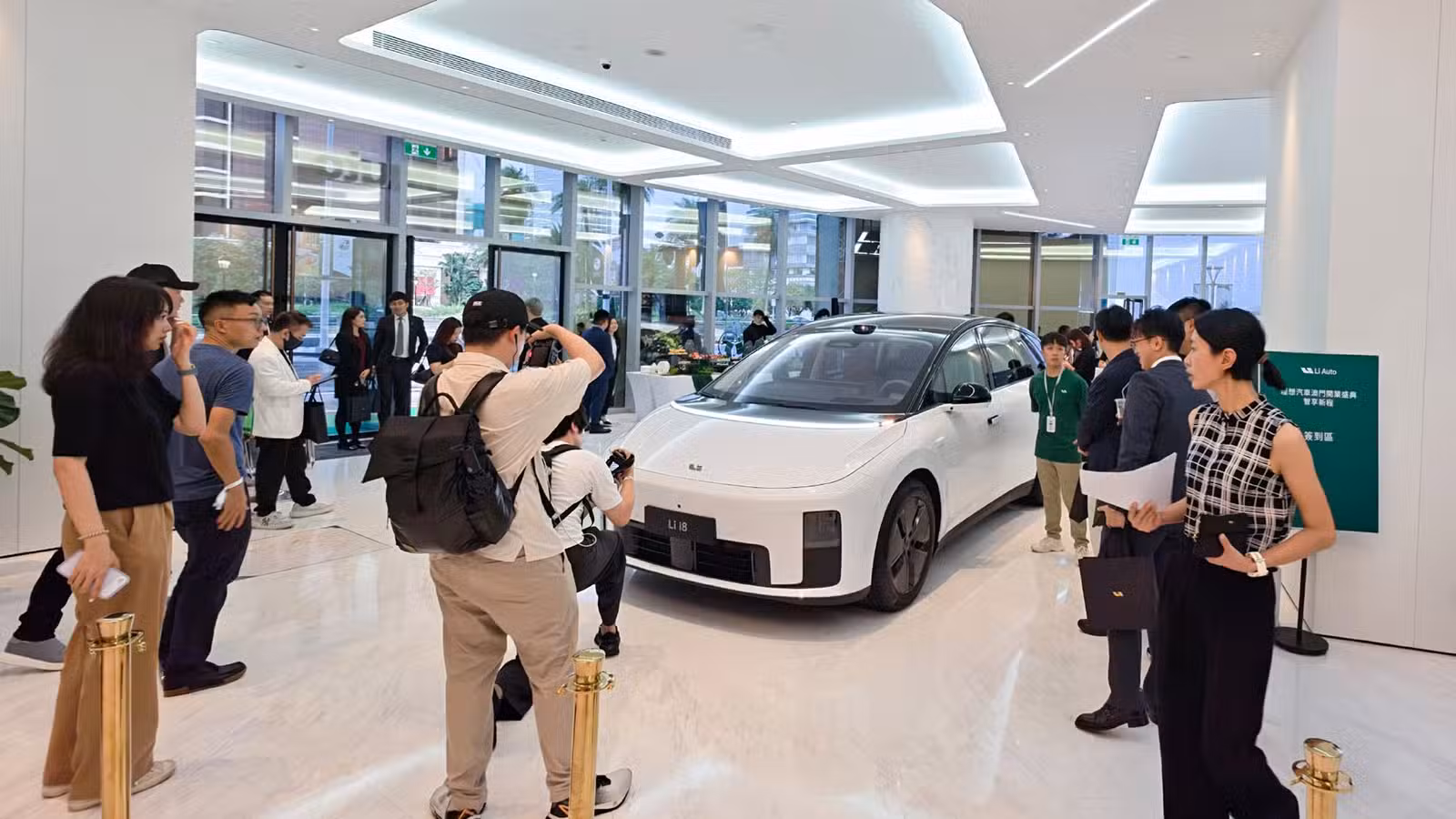 Li Auto enters Macau with localized EVs for cross-border drivers